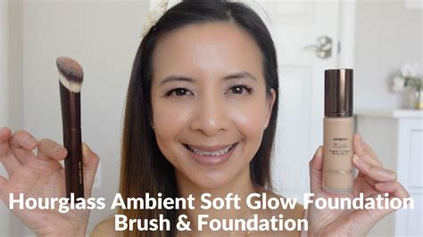 Hourglass Ambient Soft Glow Foundation Brush Ambient Soft Glow