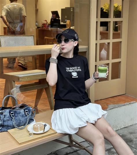 Chị gái hot girl hẹn hò với chồng cũ MC Mai Ngọc giờ ra sao
