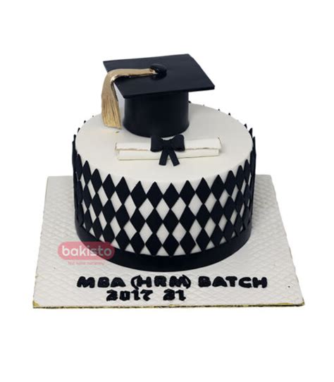 Black Gold Graduation Cake - Online Cakes and Flowers Delivery