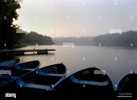 Fritton lake hi-res stock photography and images - Alamy