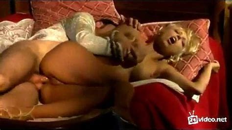 Watch спящая красавица Спит Красотка Лондинка Porn SpankBang