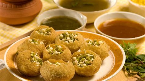 Pani Puri Recipe How To Make Pani Poori Golgappas Chaat