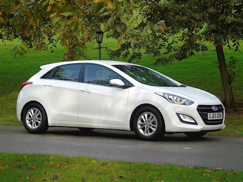 Hyundai I30 Crdi Se Nav Blue Drive Hatchback 16 Manual Diesel