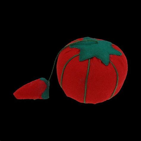 1pcs Ball Tomato Shaped Needle Pin Diy Handcraft Cushion With Belt Tool