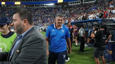 La tristeza de los jugadores de Honduras tras la eliminación de la Copa Oro