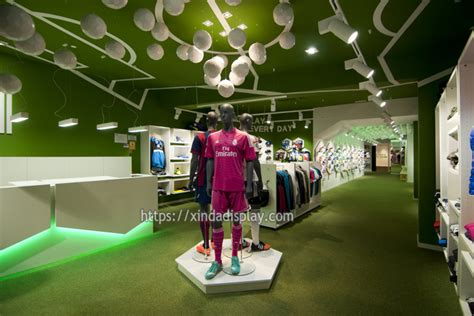 Modern Football Shop Display Fixture Retail Football Store Interior