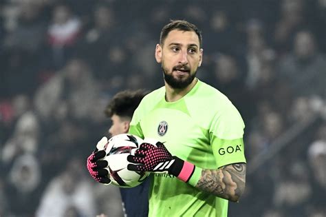 Le gardien du PSG Gianluigi Donnarumma et sa compagne cambriolés et