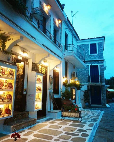 Evening walk around Skiathos town | Skiathos, Evening walk, Aphrodite