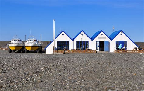 Jokulsarlon Glacier Lagoon Boat Tour in an Amphibian Boat