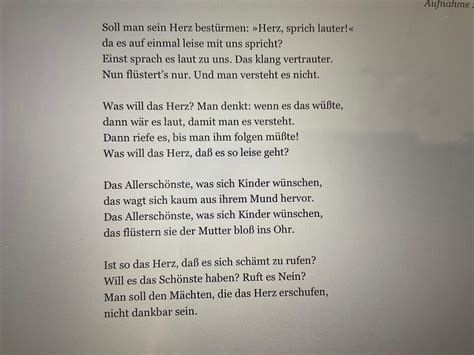 ist das thema des gedichts er weiss nicht ob er sie liebt von