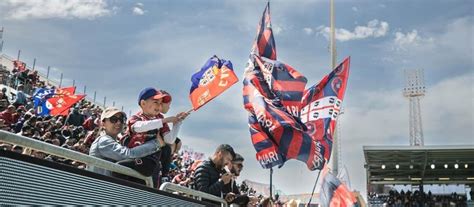 Cagliari Palermo Si Potr Guardare Anche Dalla Curva Sud La Nuova Sardegna