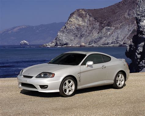 Hyundai Coupe Tiburon Specs And Photos 2004 2005 2006 2007