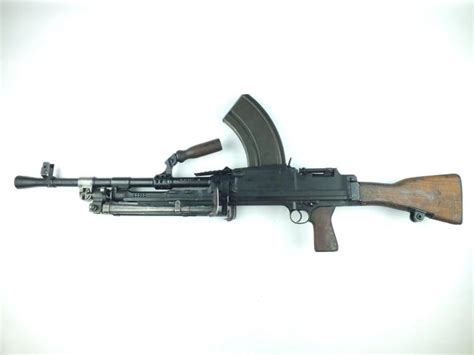 A Deactivated 303 Bren Mk3 Light Machine Gun 215inch Sigh