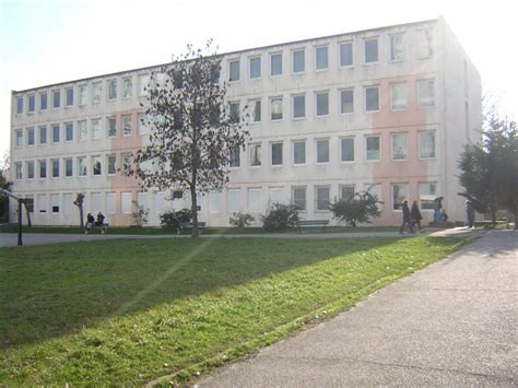 Présentation Collège Montaigne de Lormont en Gironde