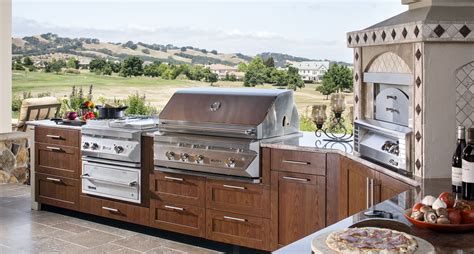 Program Advantages | Brown Jordan Outdoor Kitchens