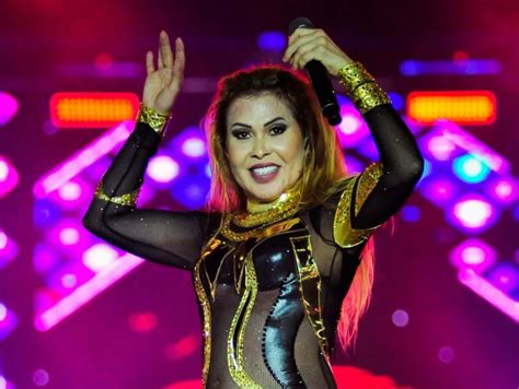 Joelma Cancela Shows Para Iniciar Tratamento Preciso Cuidar Da Minha