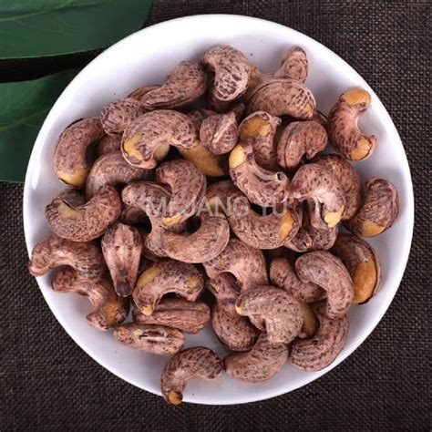 Roasted Cashew Nuts With Skin 有皮碳烤腰果Vietnam Cashew Nuts Roasted 越南腰果香脆