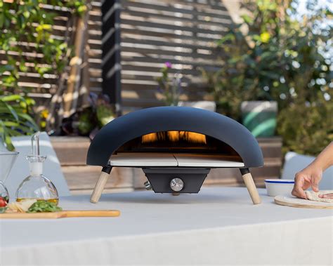 What are the different types of pizza oven? Experts answer | Gardeningetc