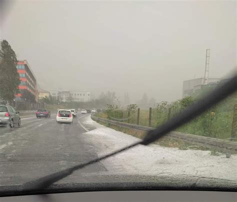 Video Un Violent Orage De Gr Le S Abat Sur Saint Tienne Le D Luge