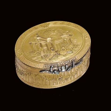 A LOUIS XVI STYLE VARI COLORED GOLD SNUFF BOX Louis Xvi Style Louis