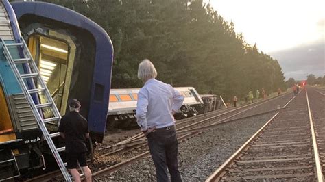 Investigators On Site After Fatal Train Derailment At Wallan Abc