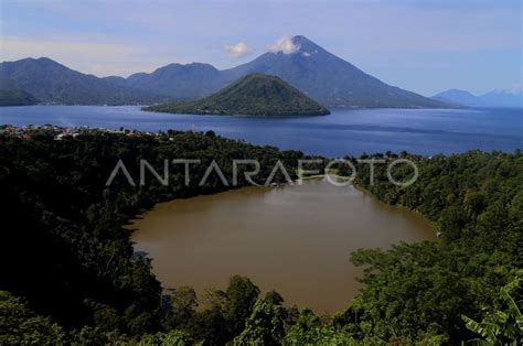 Danau Laguna Di Ternate Antara Foto