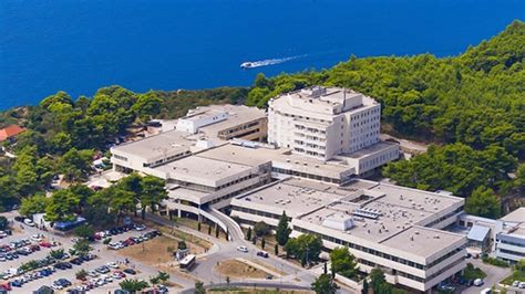 VIJESTI LIBERTAS TELVIZIJE Još uvijek parking ispred Opće bolnice