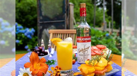 El Renacimiento Del Vodka Stoli Presenta Las Tendencias De Bebidas