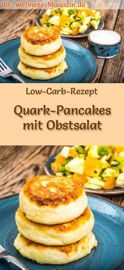 Low Carb Quark Pancakes mit Obstsalat süßes Pfannkuchen Rezept in