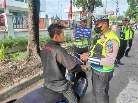 Operasi Keselamatan Toba 2023 Satlantas Polrestabes Medan Bagikan