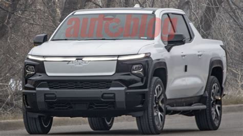 2024 Chevrolet Silverado Ev Rst Spy Shots Photo Gallery