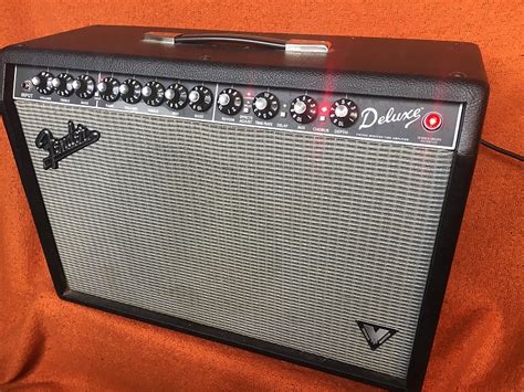 Fender Deluxe VM 40 Watt 1x12 Tube Guitar Combo Amplifier W Reverb