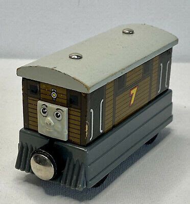 Thomas the Train 2003 Toby Wooden Railway Tank Engine Friends #7 | eBay ...