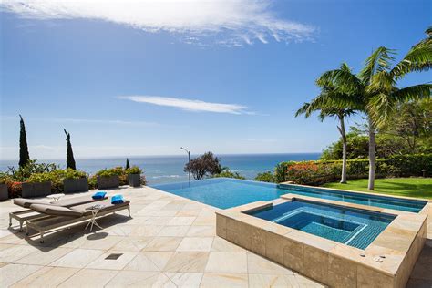 Pool Envy: Ocean View Dip in Honolulu | Hawaii Home