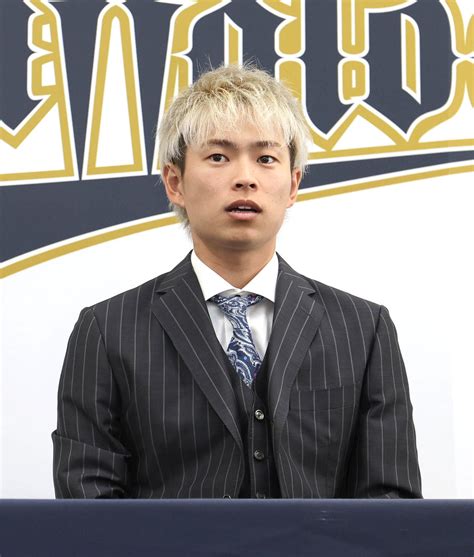 【オリックス】山岡泰輔が山本由伸にフォーク極意「米国行く前に全部聞きました。他の人と違う」 プロ野球写真ニュース 日刊スポーツ