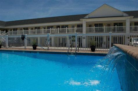 Pet-Friendly Hotels In Cape May | Book from 17 Stay Options @Best Price