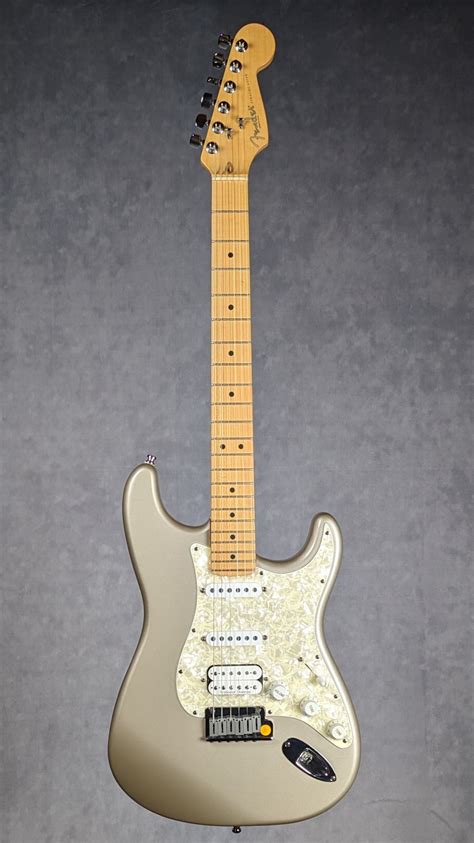 1999 Fender Lone Star Stratocaster - Shoreline Gold!