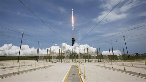 Starlink Spacex Lance 60 Satellites Simultanément