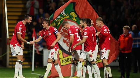 Ryan Reynolds and Rob McElhenney share delight as Wrexham win first EFL ...