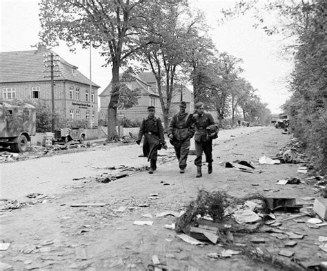 German Pows Hand Over Weapons And Equipment To Gis After Crossing A