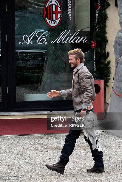 71 David Beckham Signs For Ac Milan Stock Photos High Res Pictures