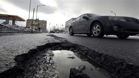 Cara Memperbaiki Lubang Jalan Penyebab Dan Solusi Jalan Berlubang