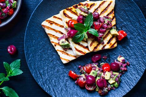 Rezept Gegrillter Halloumi Käse mit Kirsch Salsa MARVINSFITNESSBLOG