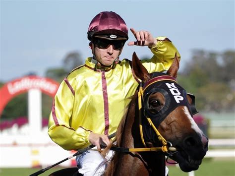 Ben Thompson granted Singapore licence | Horse Betting