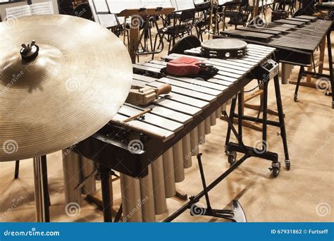 Symphony Orchestra Instruments Stock Images - 2,659 Photos