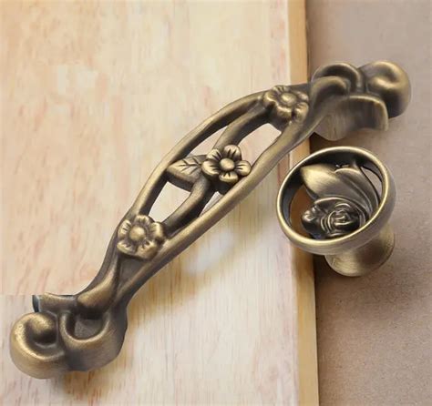 375 Antique Bronze Cabinet Handles Pulls Flower Dresser Knobs Handles Vintage Chic Kitchen