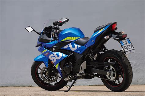 Suzuki Gsx R Modello Fuori Listino Prezzo Scheda Tecnica Foto