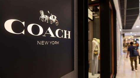 Download Experience luxury with Coach | Wallpapers.com