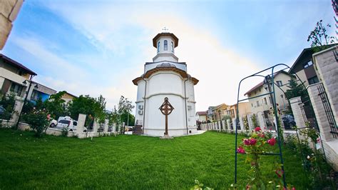 Parohia Brâncuși din Capitală își va serba ocrotitorul Basilica ro