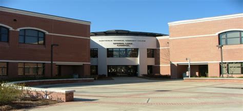 Fayetteville Technical Community College | Overview | Plexuss.com